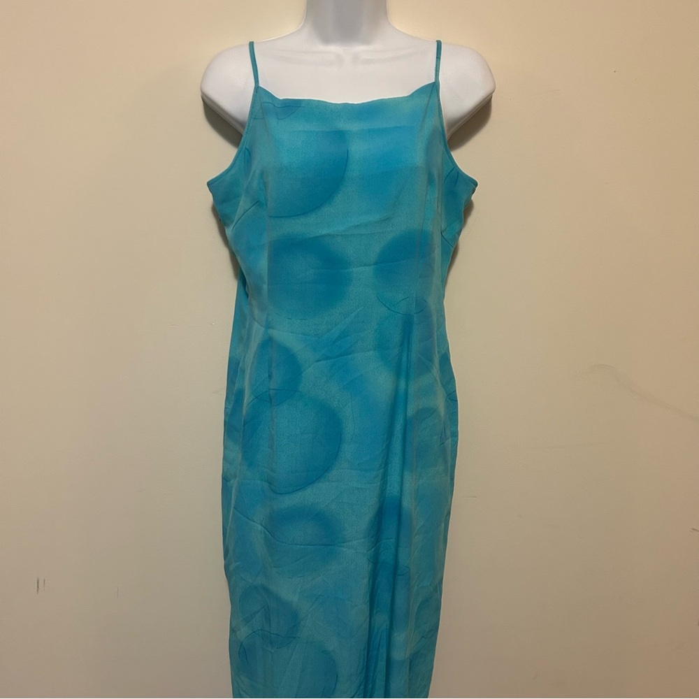 Elegant Blue Sleeveless Dress